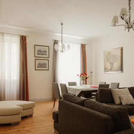 Plati Kantouni