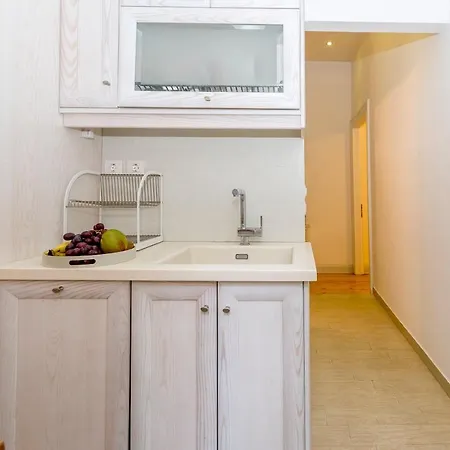 Ampio Cantone Apartament *