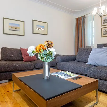 Ampio Cantone * Corfu (city)